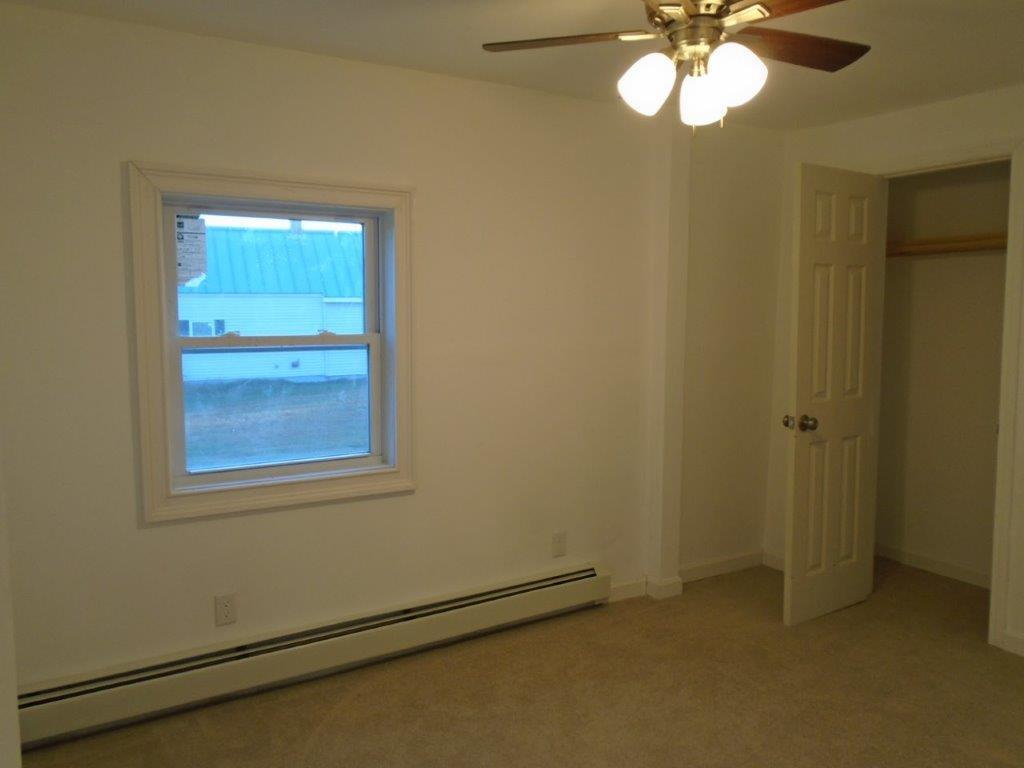 182 River Road Benton, ME 04901 - Photo 11 of 24 1st Floor Bedroom