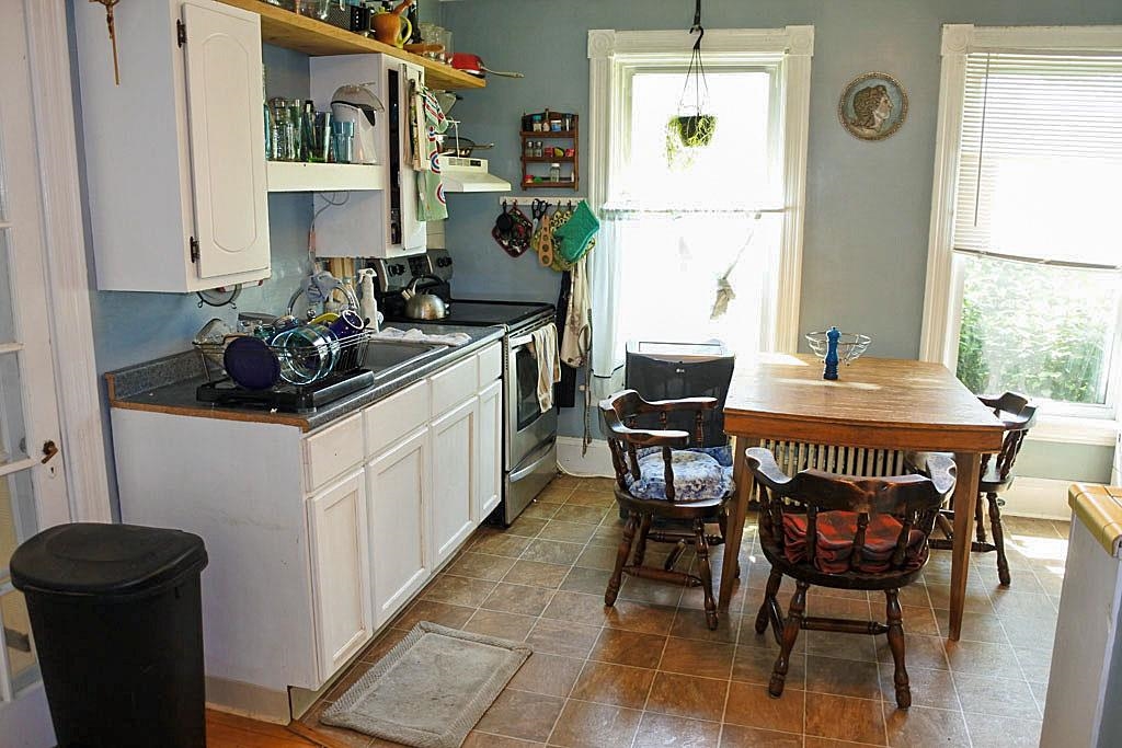 43 Evergreen Avenue Rutland, VT 05701 - Photo 10 of 40