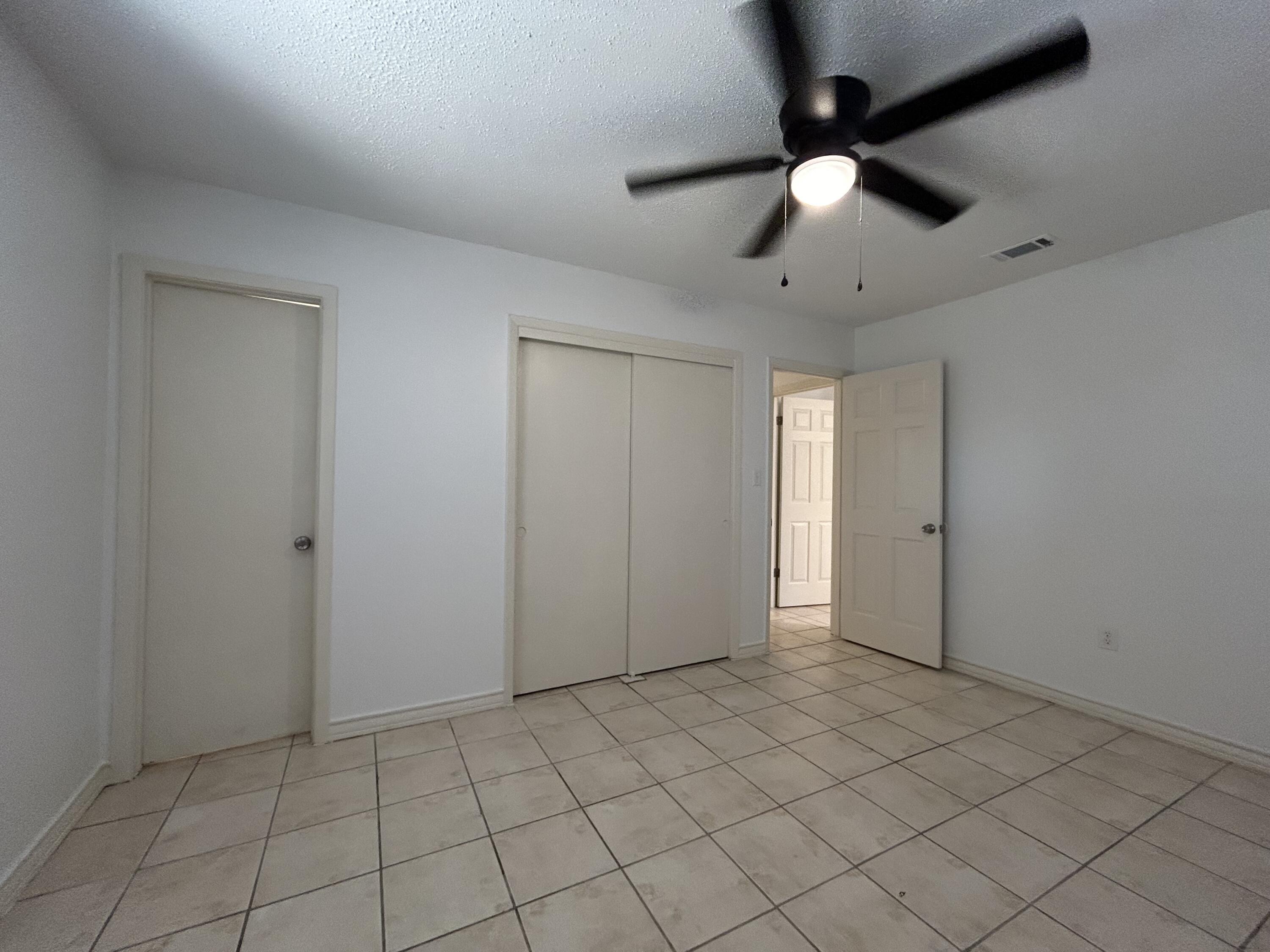 107 Lea Place Crestview, FL 32539 - Photo 15 of 18 107 lea master bedroom