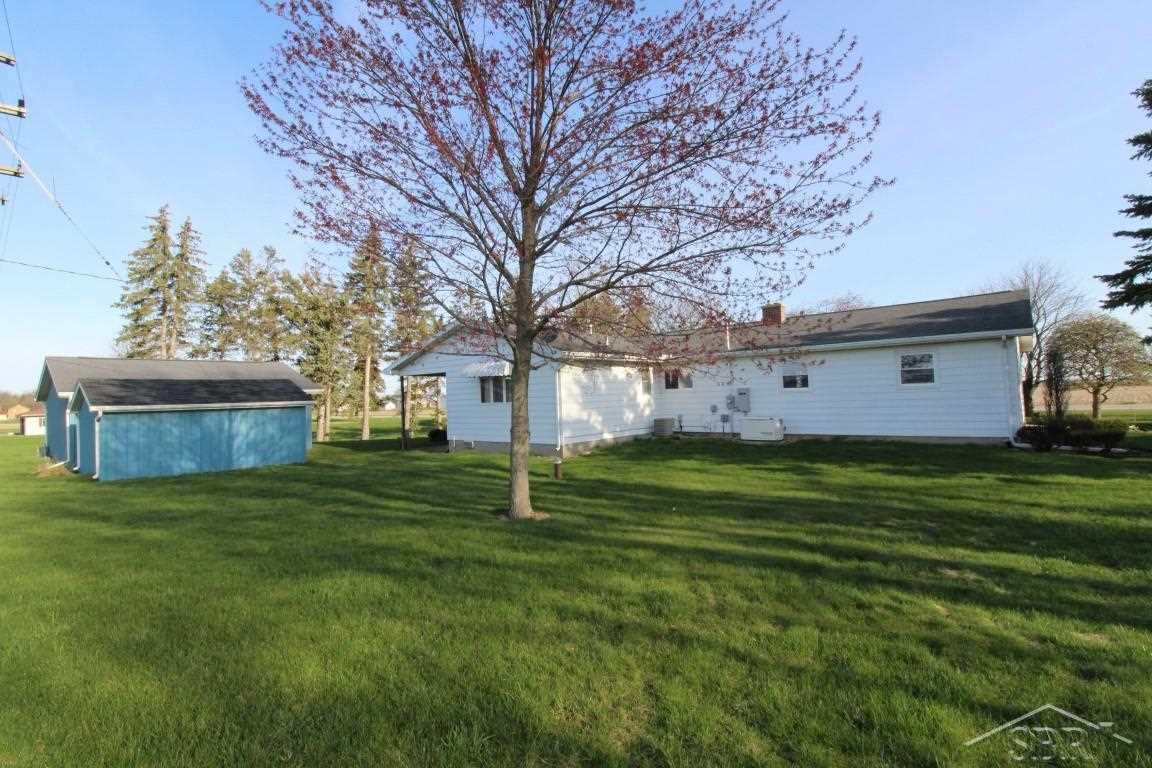 7673 West Caro Road Reese, MI 48757 - Photo 3 of 29 50072837-2.JPG