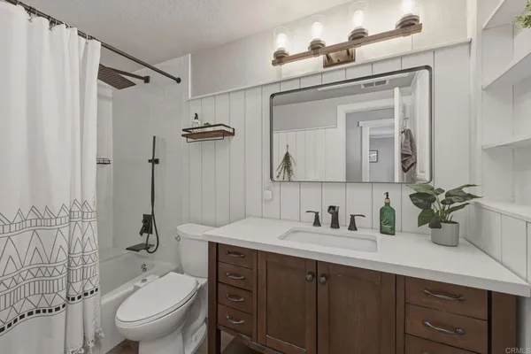 $999,000 | 929 Pepper Tree Lane, Fallbrook, CA 92028