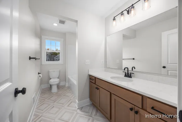 $529,900 | 8345 Kettle Oak Drive Southeast, Alto, MI 49302