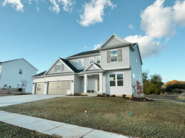 $529,900 | 8345 Kettle Oak Drive Southeast, Alto, MI 49302