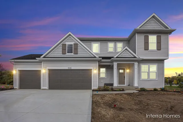 $529,900 | 8345 Kettle Oak Drive Southeast, Alto, MI 49302