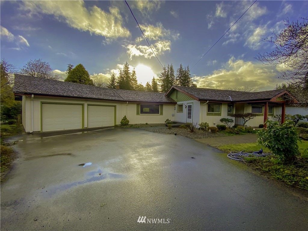 206 Old Hill Road Aberdeen, WA 98520 - Photo 2 of 35 Gallery Image 2