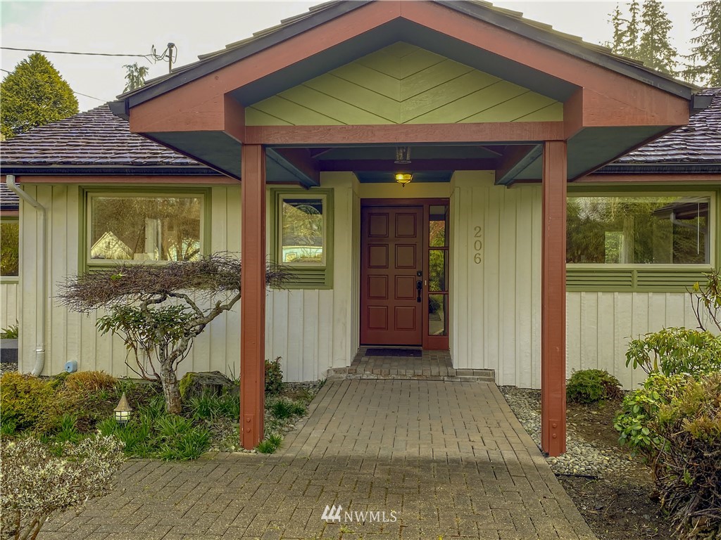 206 Old Hill Road Aberdeen, WA 98520 - Photo 3 of 35 Gallery Image 3