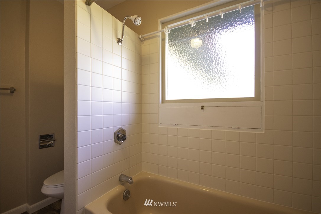206 Old Hill Road Aberdeen, WA 98520 - Photo 9 of 35 Gallery Image 9