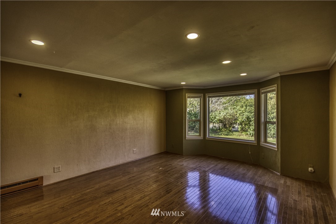 206 Old Hill Road Aberdeen, WA 98520 - Photo 10 of 35 Gallery Image 10
