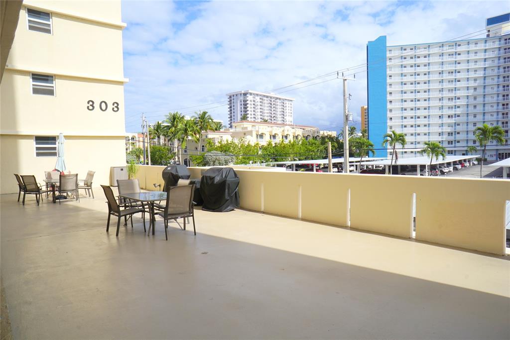 303 North Riverside Drive, Unit PH4 Pompano Beach, FL 33062 - Photo 43 of 52