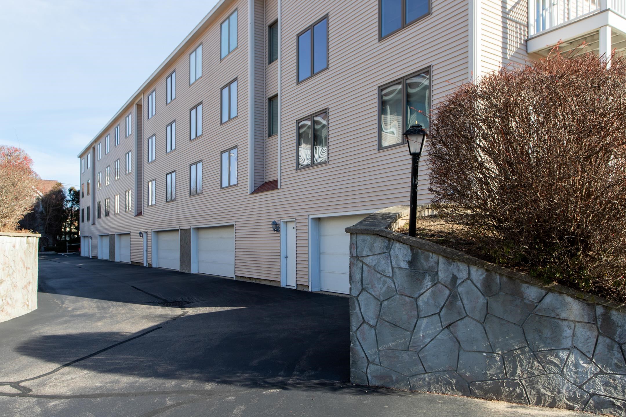 975 Ocean Boulevard, Unit 10 Hampton, NH 03842 - Photo 22 of 25