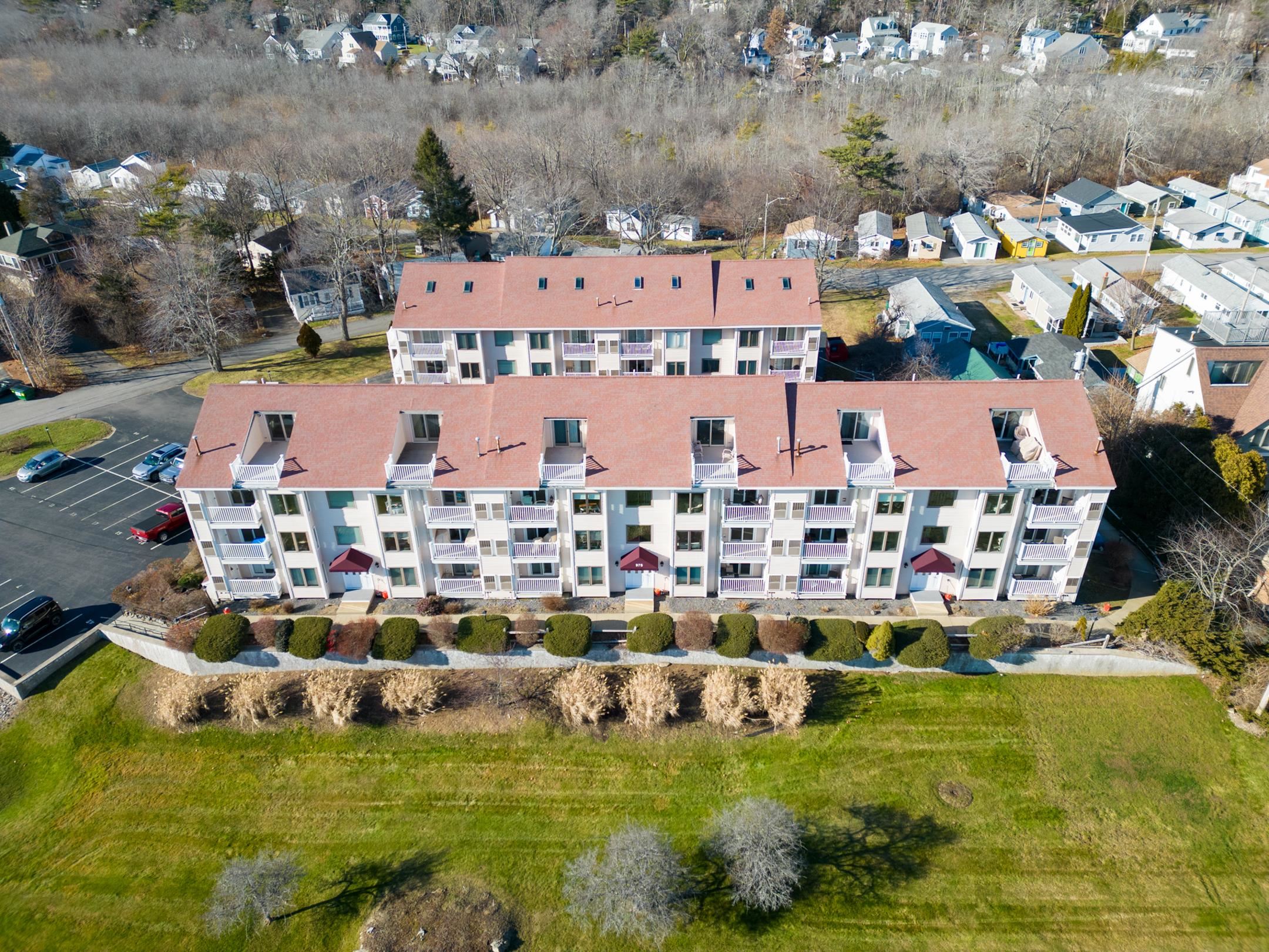 975 Ocean Boulevard, Unit 10 Hampton, NH 03842 - Photo 3 of 25