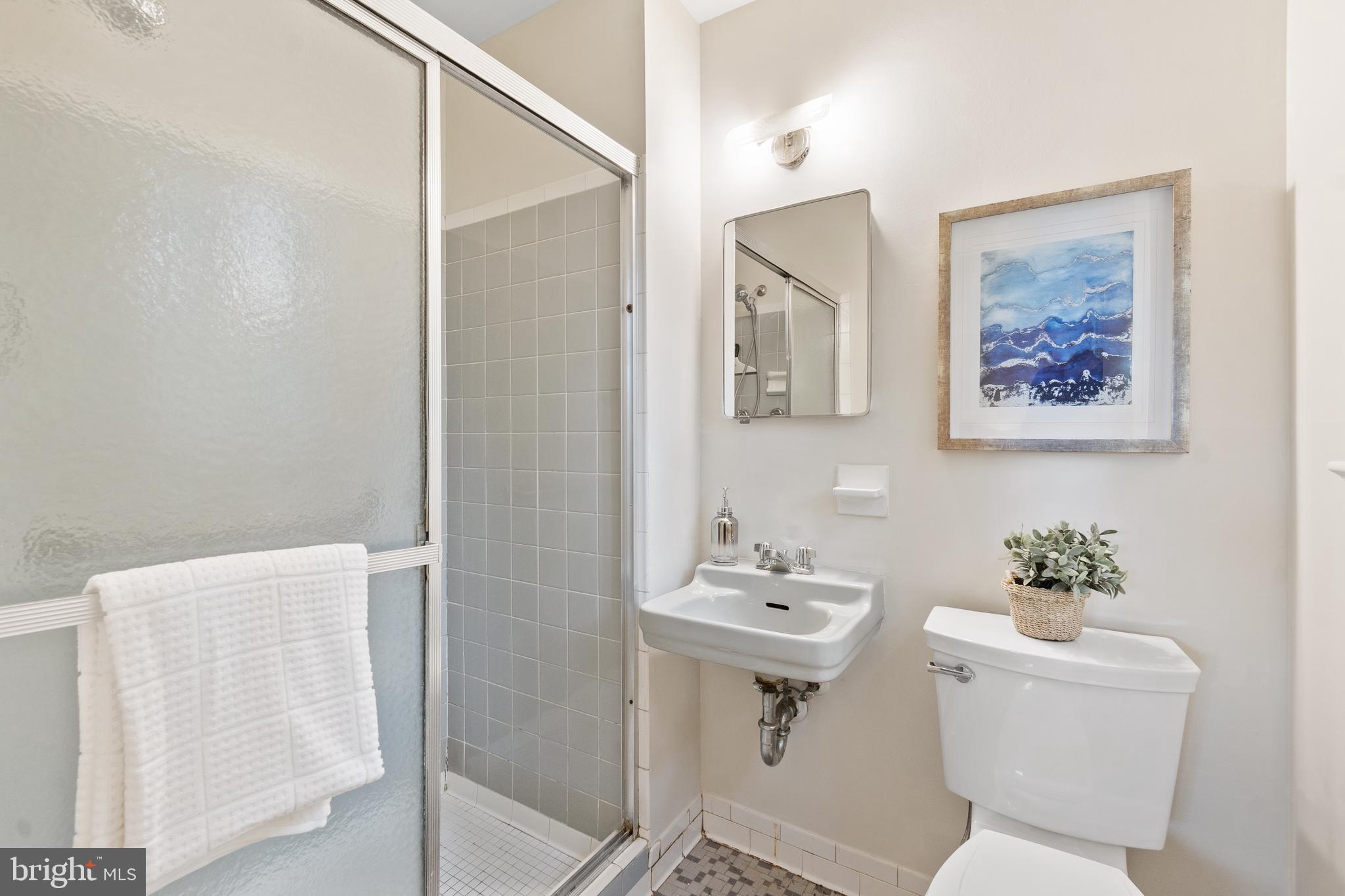 11804 Caplinger Road Silver Spring, MD 20904 - Photo 15 of 31 Gallery Image 15