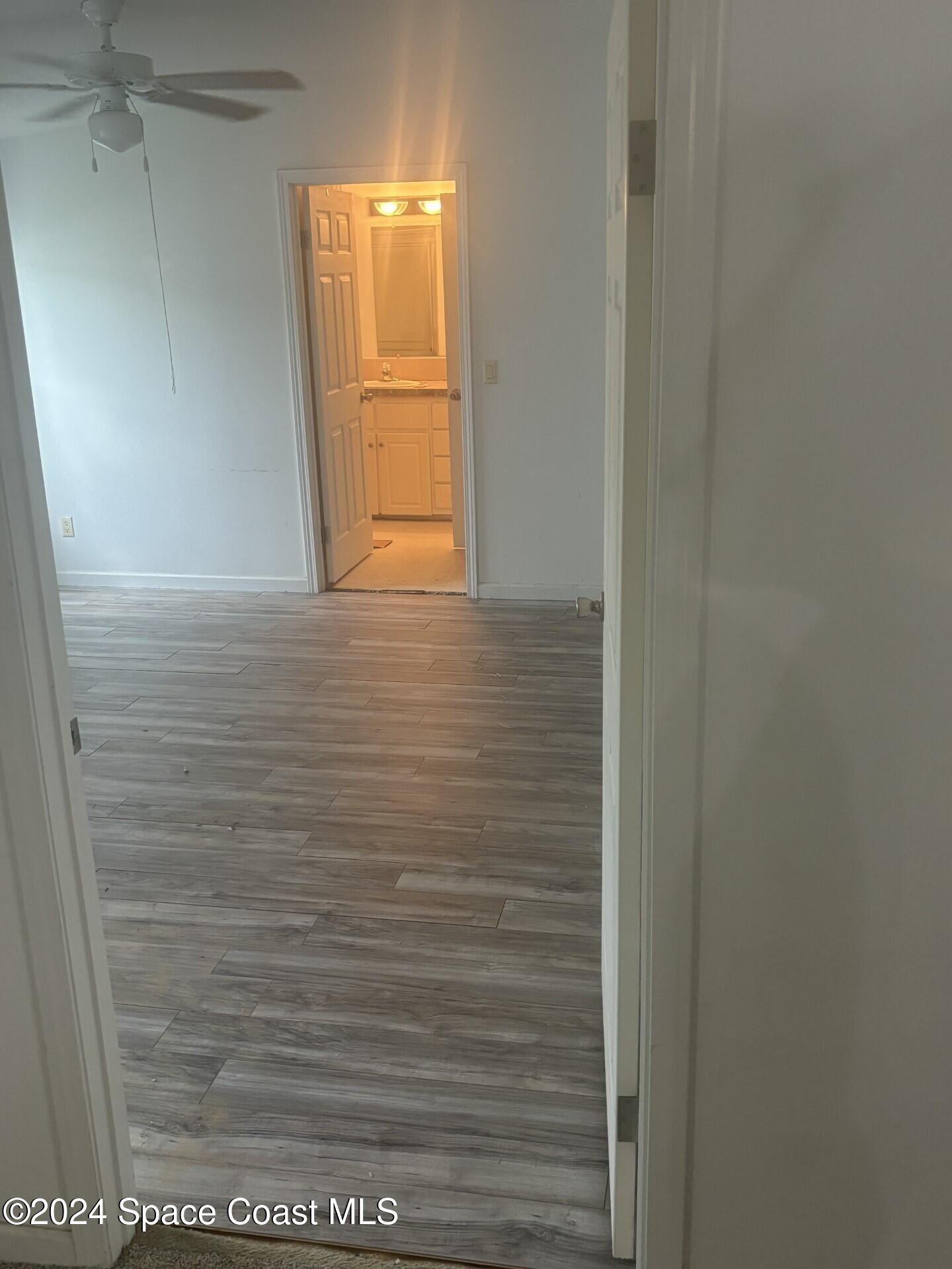 276 Timber Run Way Cocoa, FL 32926 - Photo 15 of 18 a bathroom with a window