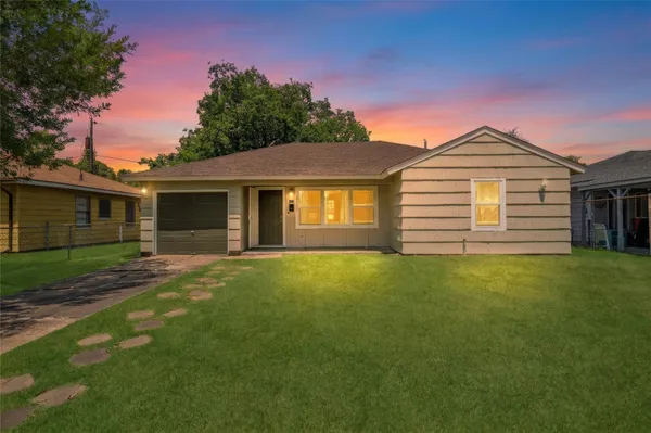 $189,000 | 2507 11th Street, Galena Park, TX 77547