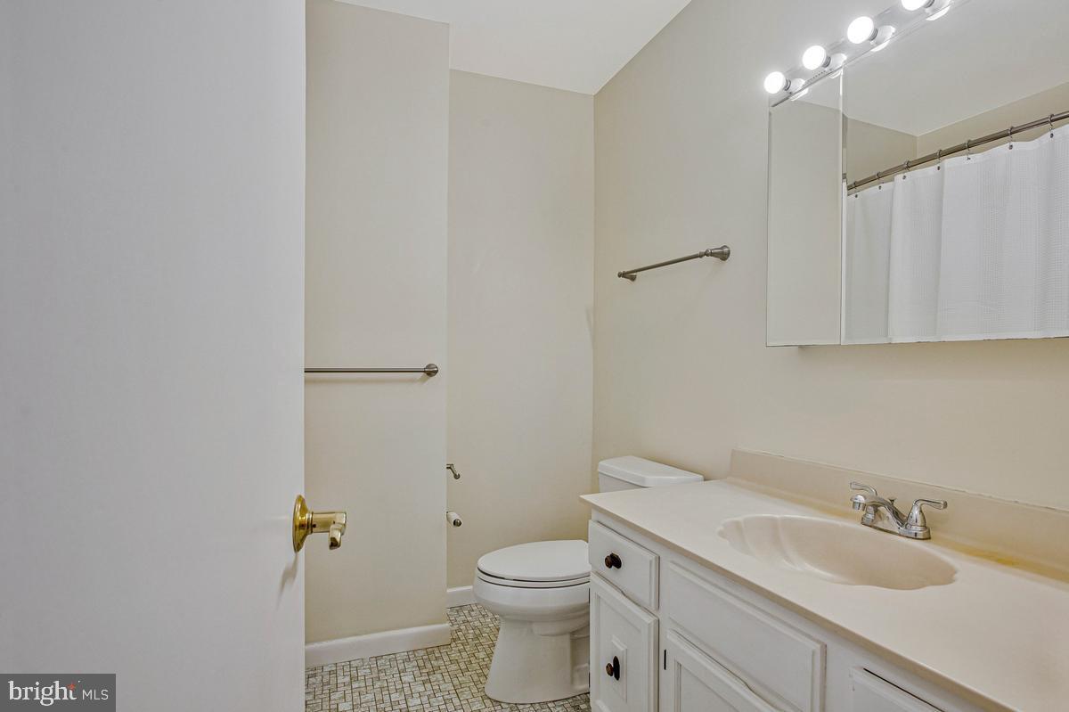 607 Ridge Drive Annapolis, MD 21403 - Photo 10 of 30
