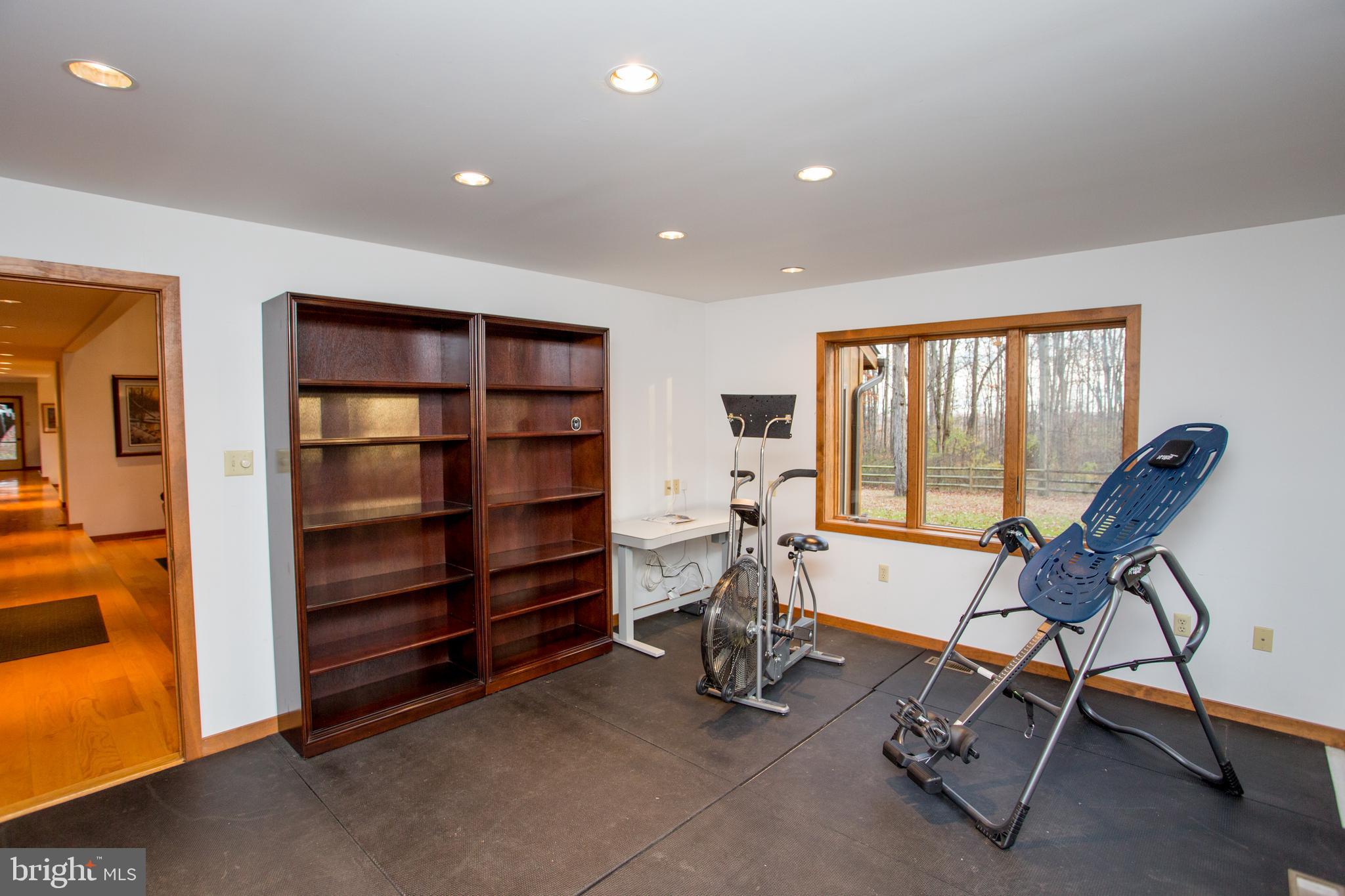 786 Ridge Road Telford, PA 18969 - Photo 84 of 105 office, exercise, au pair
