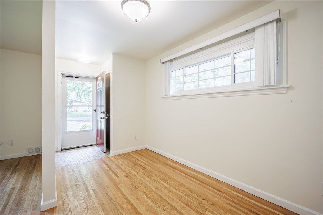 282 Willowbend Road Brighton, NY 14618 - Photo 12 of 26 Gallery Image 12