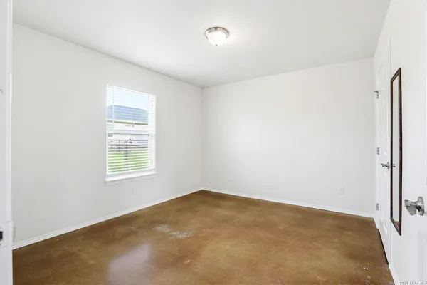 $1,245 | 752 Cimarron, Unit B, Spring Branch, TX 78070