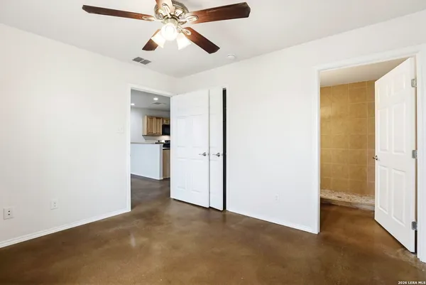 $1,245 | 752 Cimarron, Unit B, Spring Branch, TX 78070