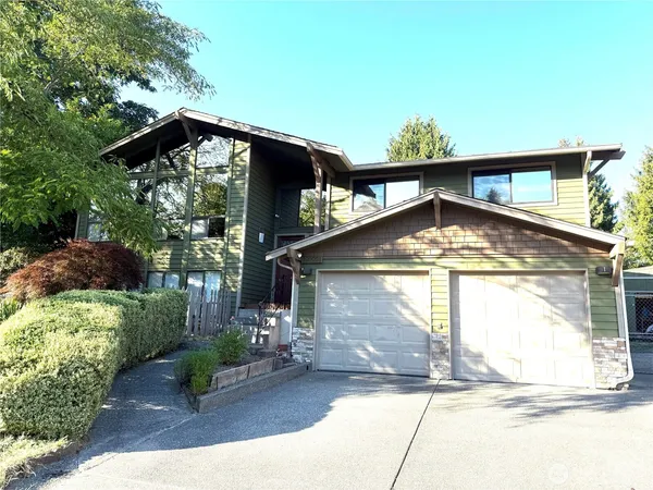 $3,050 | 29008 50th Avenue South, Auburn, WA 98001