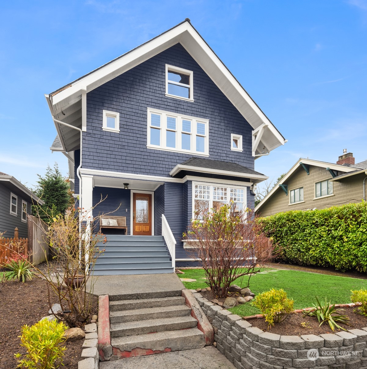 3206 East Terrace Street Seattle, WA 98122 - Photo 27 of 28 a front view of a house with garden