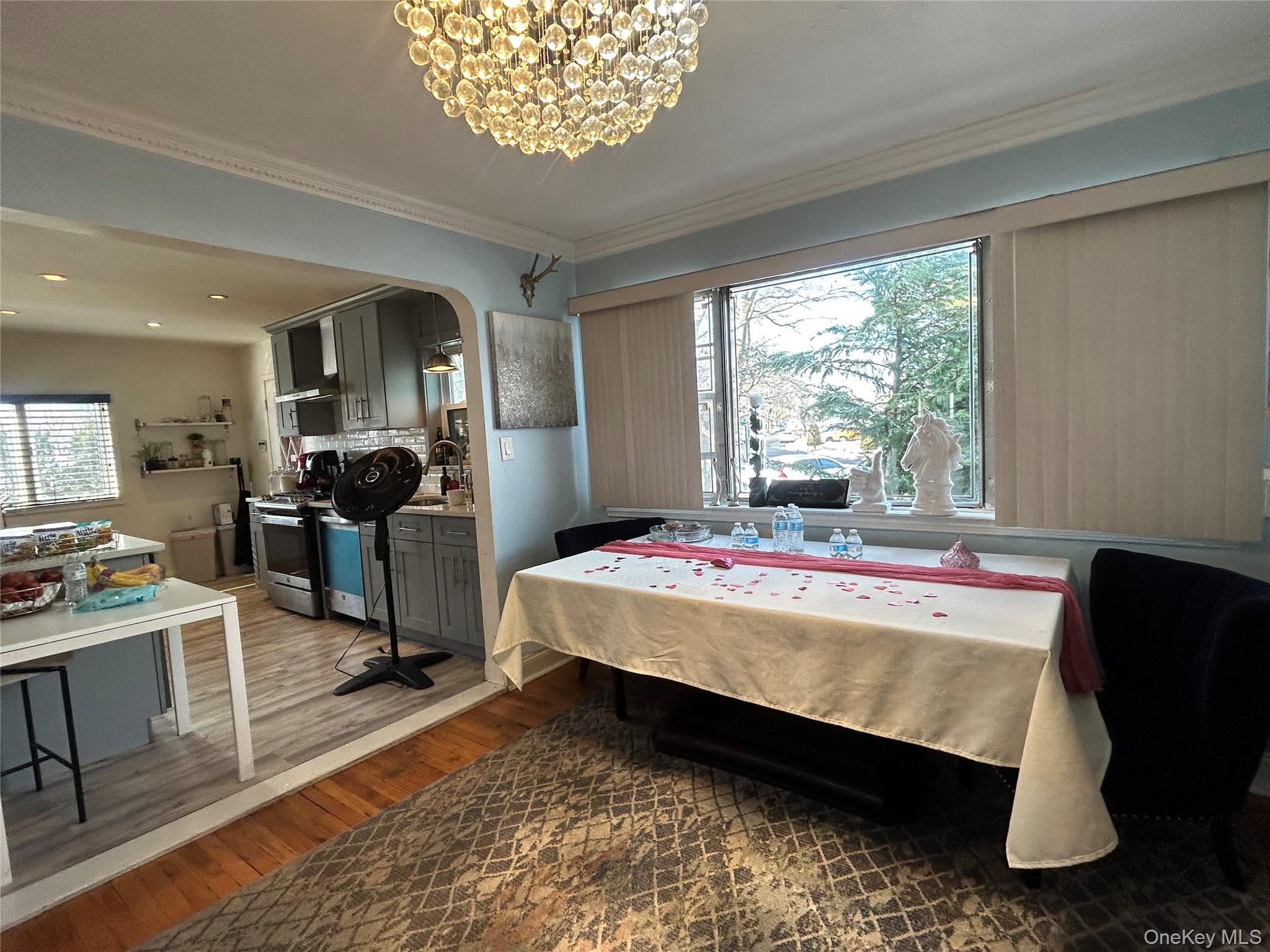 17 Molyneaux Road Valley Stream, NY 11580 - Photo 9 of 35