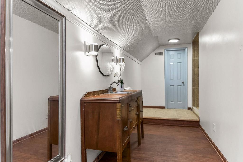 12107 Oak Ridge Road Independence, MO 64052 - Photo 23 of 30 Gallery Image 23