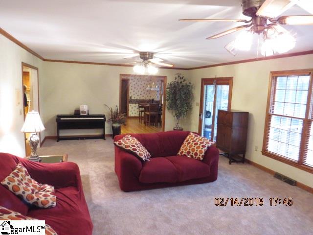 607 Sugar Mill Road Greer, SC 29650 - Photo 5 of 24 Gallery Image 5