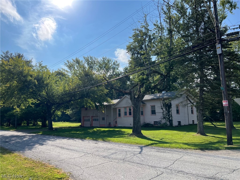 4047 Pendleton Road Leavittsburg, OH 44430 - Photo 15 of 16