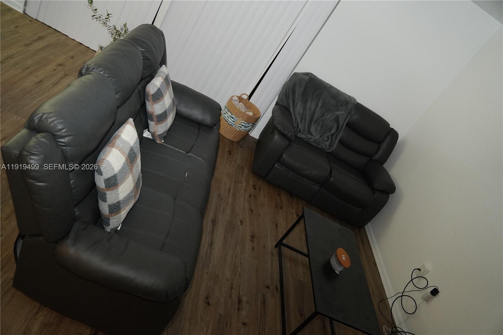 159 Hidden Ct Road Hollywood, FL 33023 - Photo 6 of 29