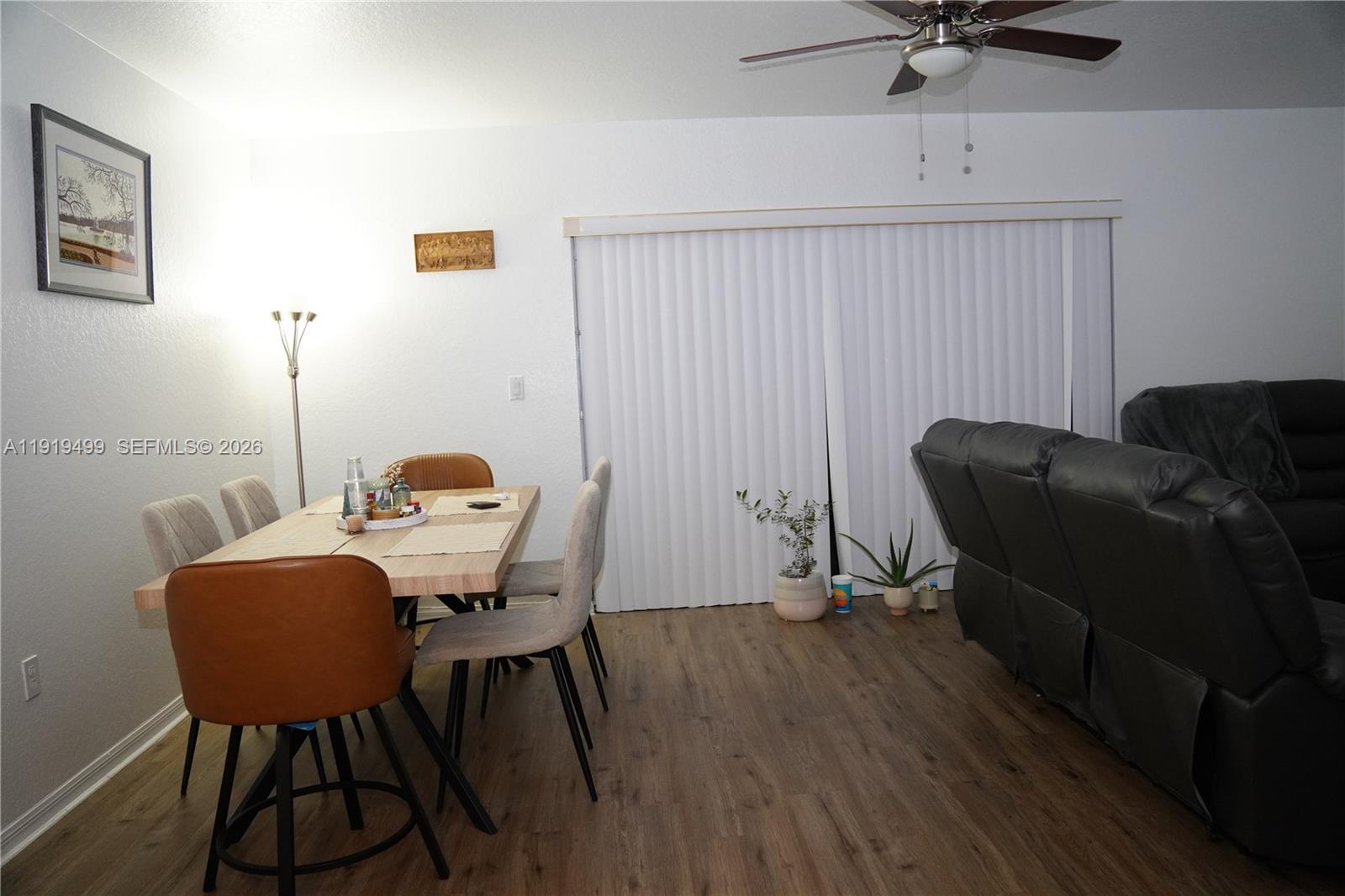 159 Hidden Ct Road Hollywood, FL 33023 - Photo 7 of 29 a view of a livingroom with furniture