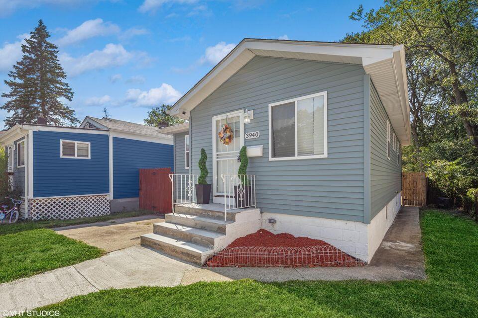 3940 Pierce Street Gary, IN 46408 - Photo 2 of 15 960x640