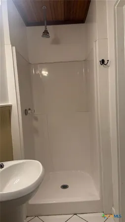 $1,750 | 724 North Beal Street, Belton, TX 76513