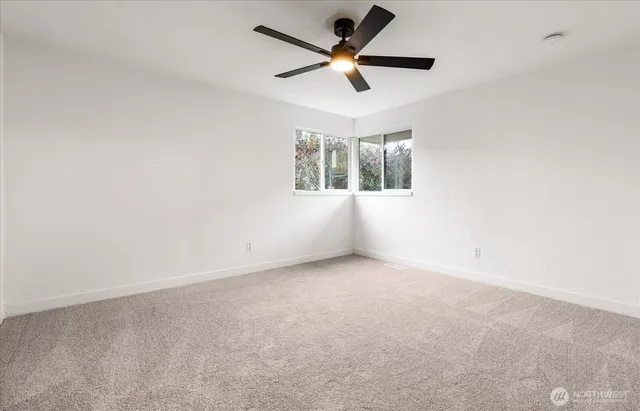 $454,000 | 350 Northeast 7th Avenue, Oak Harbor, WA 98277