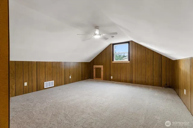 $454,000 | 350 Northeast 7th Avenue, Oak Harbor, WA 98277