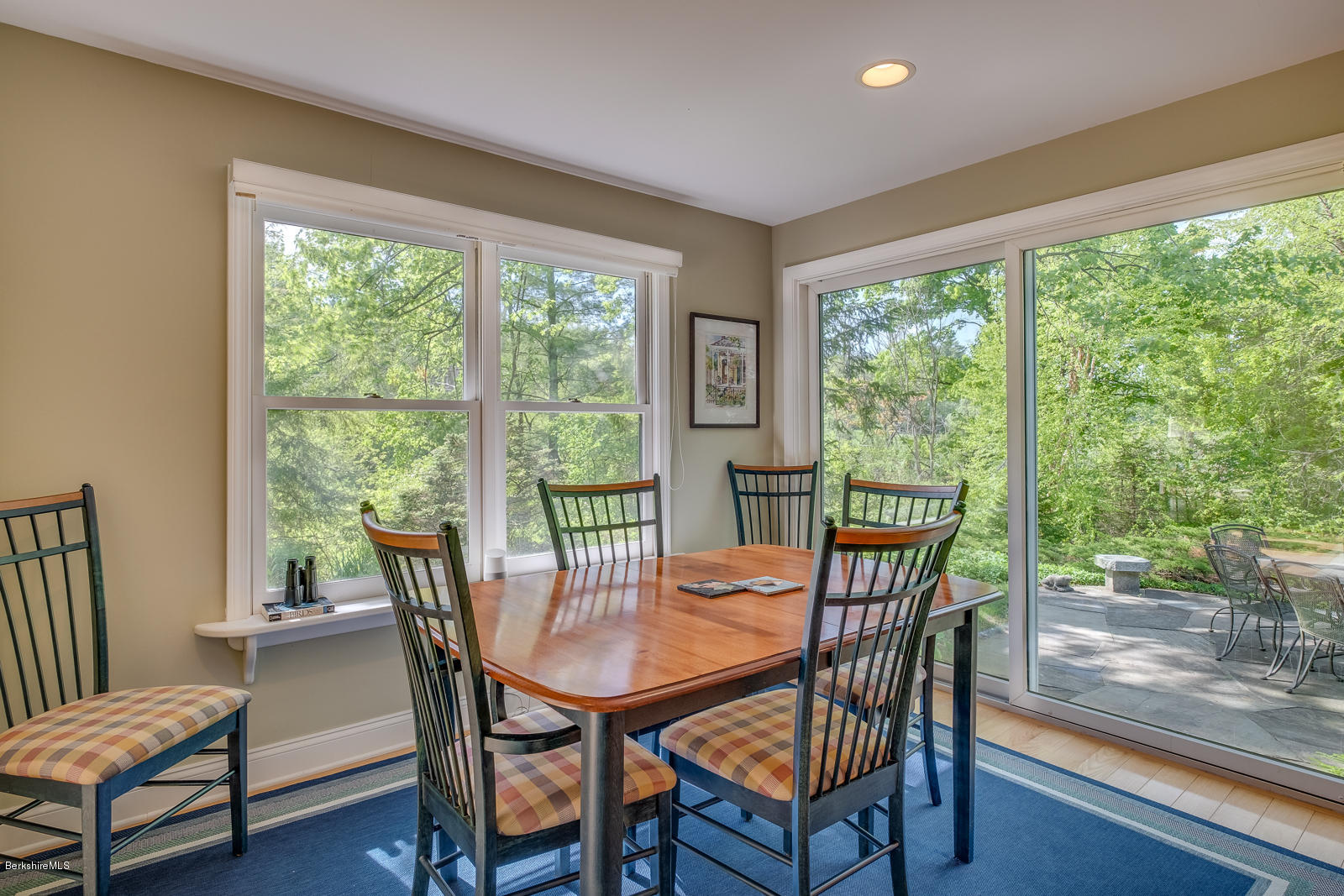 335 Gale Road Williamstown, MA 01267 - Photo 14 of 41 Breakfast area