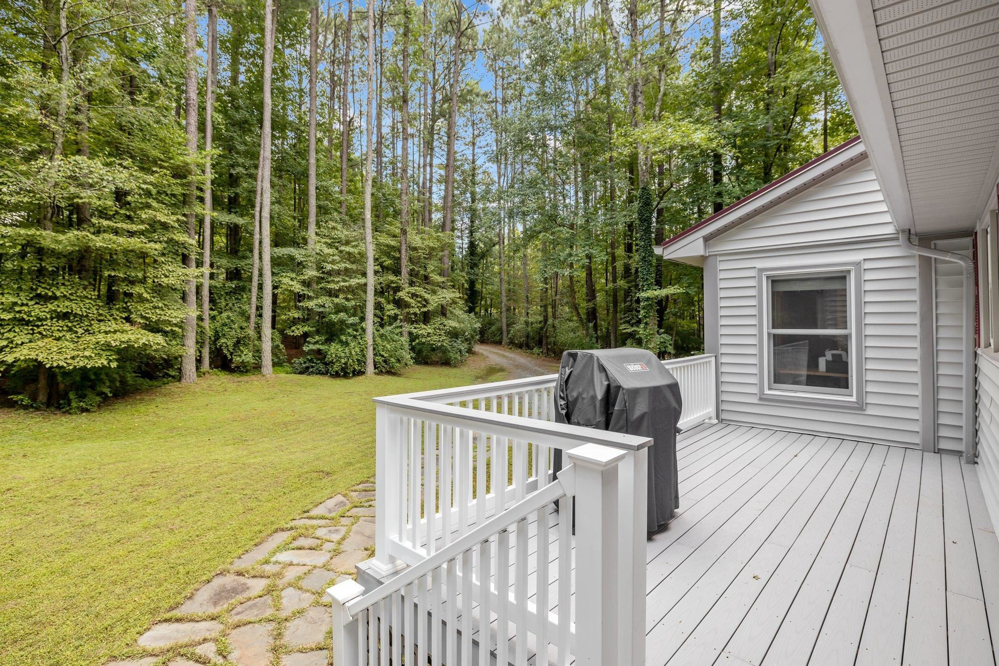 415 Robin Road Chapel Hill, NC 27516 - Photo 32 of 39 Photo 33