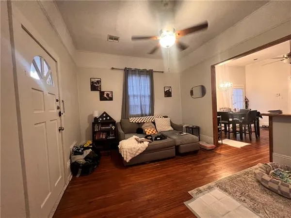 $1,600 | 127 Addison Street, Jefferson, LA 70121