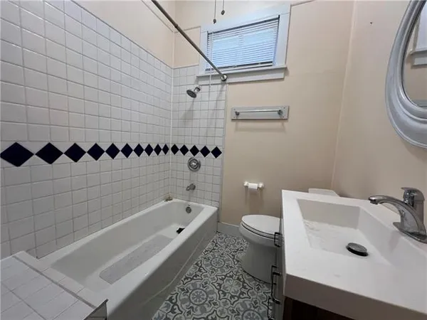 $1,600 | 127 Addison Street, Jefferson, LA 70121