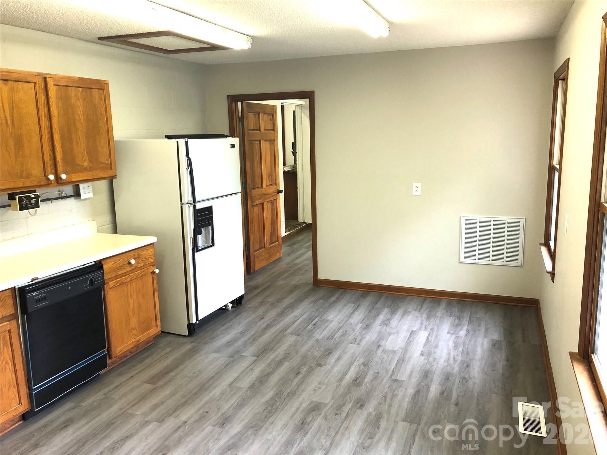 1222 Hardin Road Dallas, NC 28034 - Photo 3 of 19