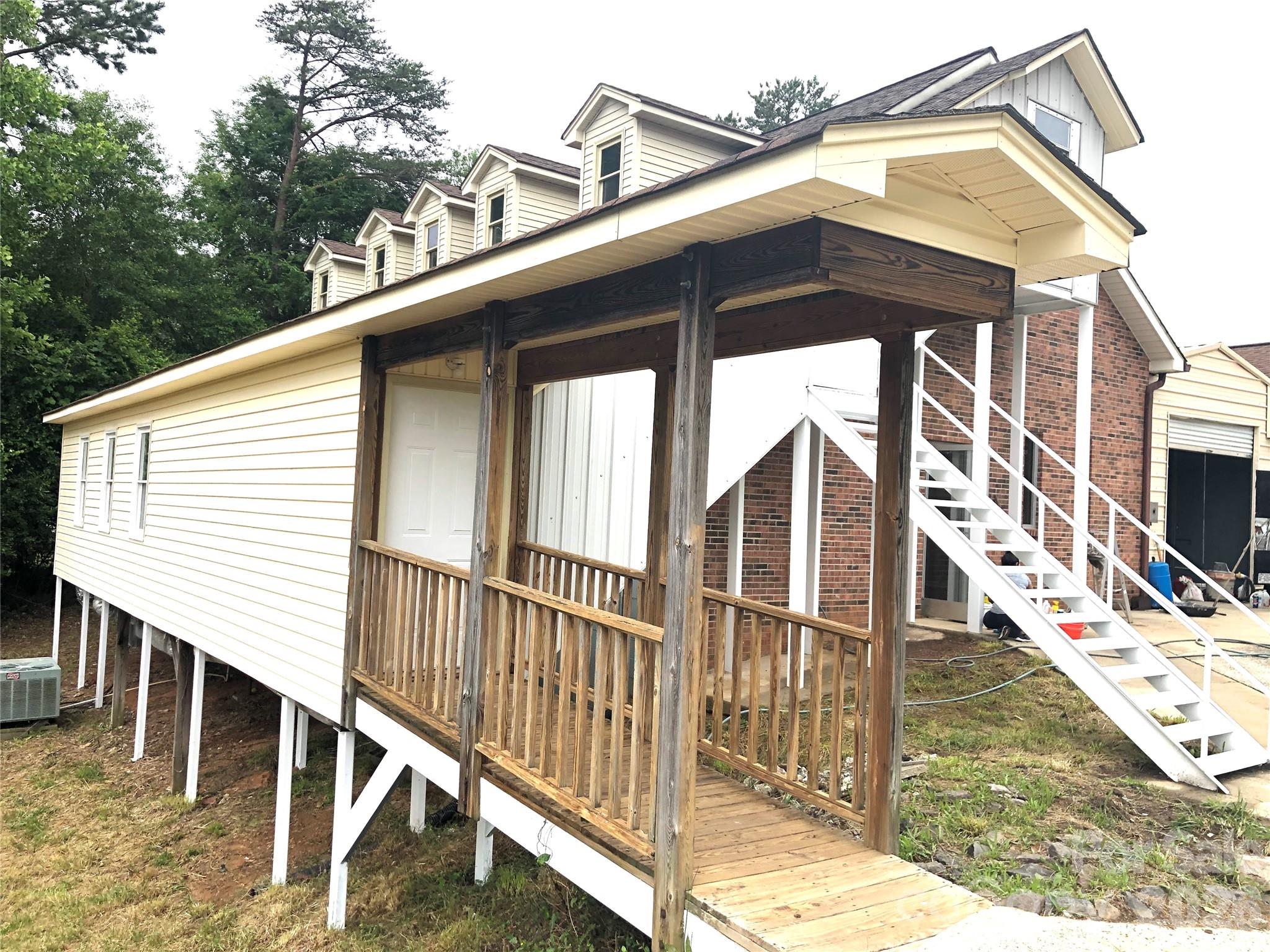 1222 Hardin Road Dallas, NC 28034 - Photo 4 of 19