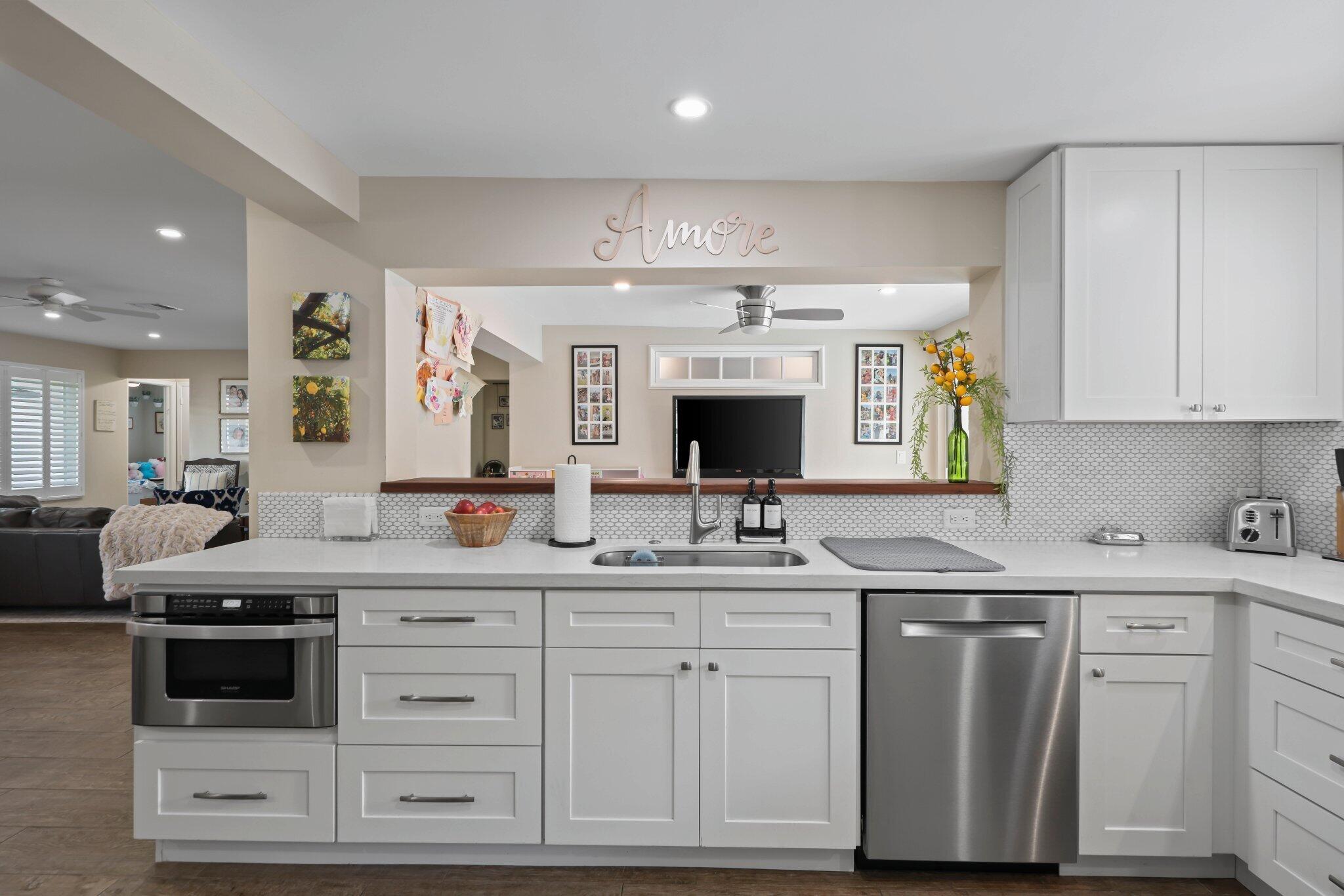 4141 Northeast 22nd Terrace Lighthouse Point, FL 33064 - Photo 16 of 44 4141 Northeast 22nd Terrace - 23.jpg-SMA