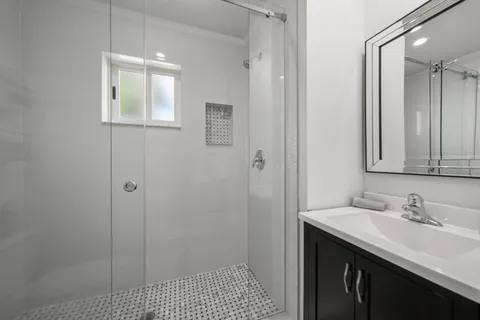 $1,299,999 | 4141 Northeast 22nd Terrace, Lighthouse Point, FL 33064