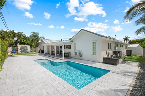 $1,299,999 | 4141 Northeast 22nd Terrace, Lighthouse Point, FL 33064