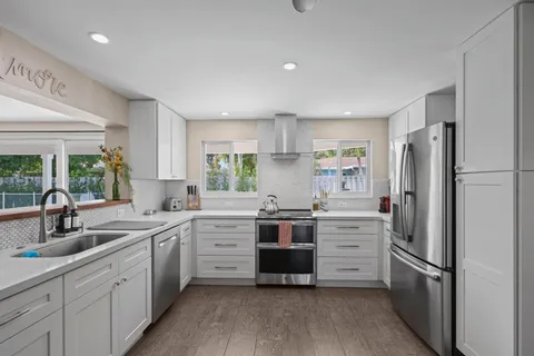 $1,299,999 | 4141 Northeast 22nd Terrace, Lighthouse Point, FL 33064