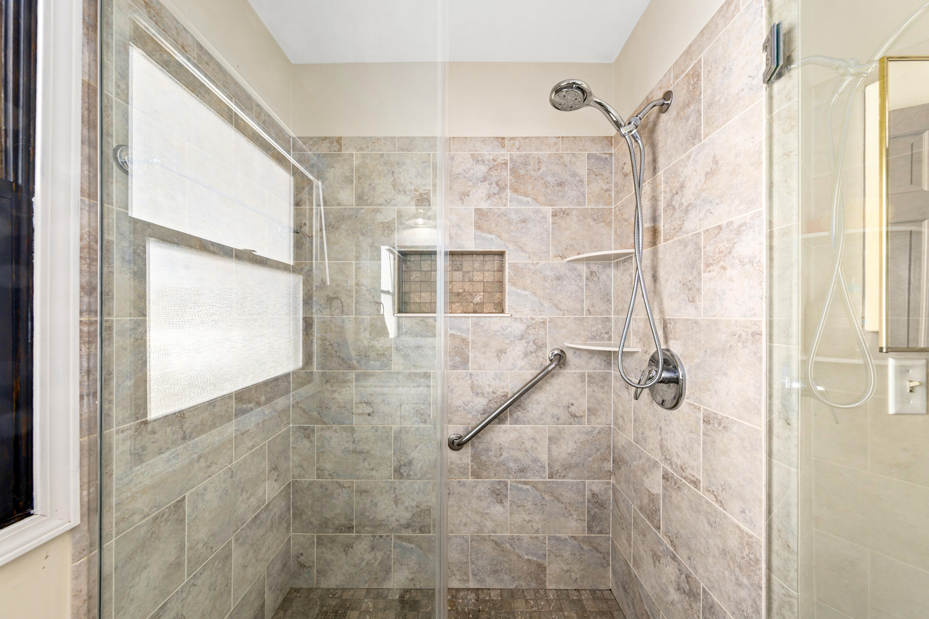 6430 95th Avenue Kenosha, WI 53142 - Photo 34 of 73 Full Bathroom Walk-in Shower
