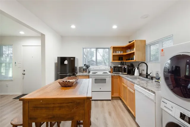 $550,000 | 16211 Monks Mountain Drive, Austin, TX 78734