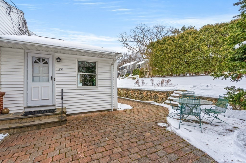 20 York Road Winchester, MA 01890 - Photo 34 of 38 Gallery Image 34