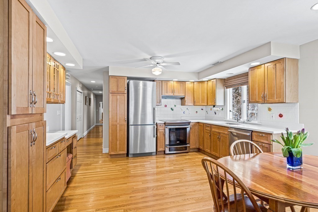 20 York Road Winchester, MA 01890 - Photo 10 of 38 Gallery Image 10