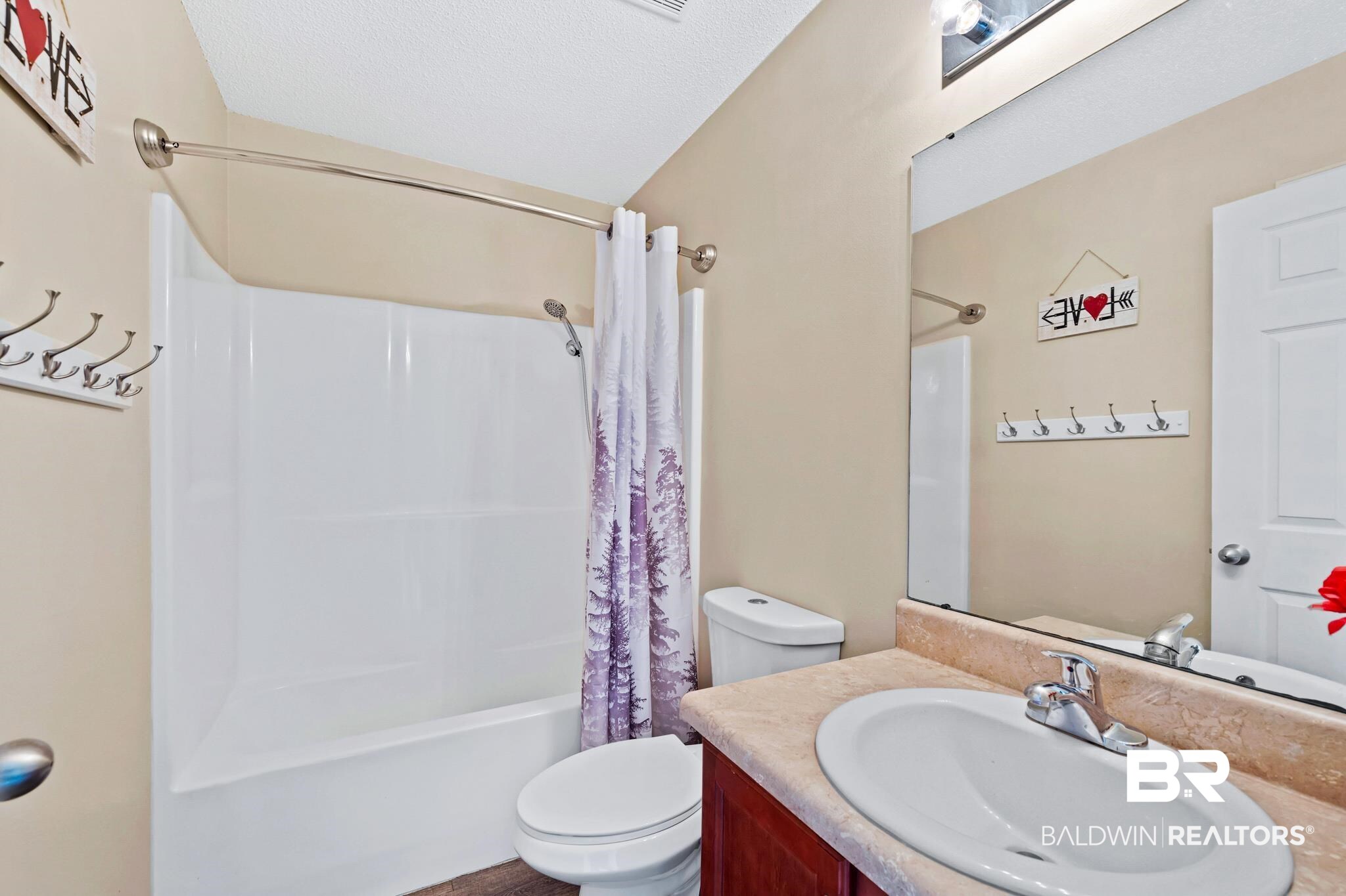 1416 Thames Drive Foley, AL 36535 - Photo 15 of 25 Guest bath